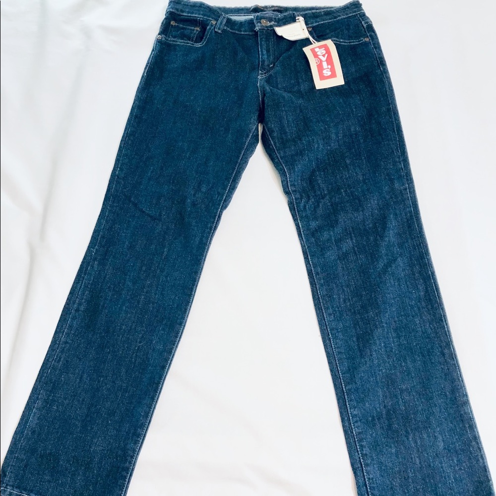 Levi Womens jeans.  New with tags. Size 12